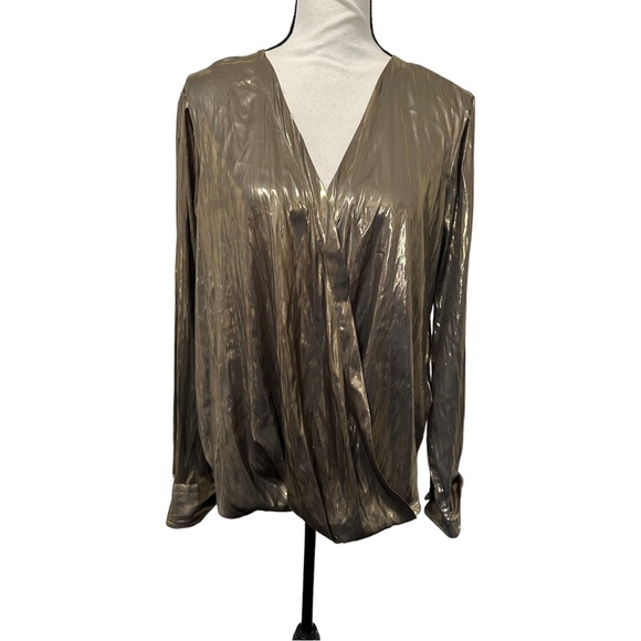 DKNY Gold Metallic Blouse Sz L - Picture 5 of 15